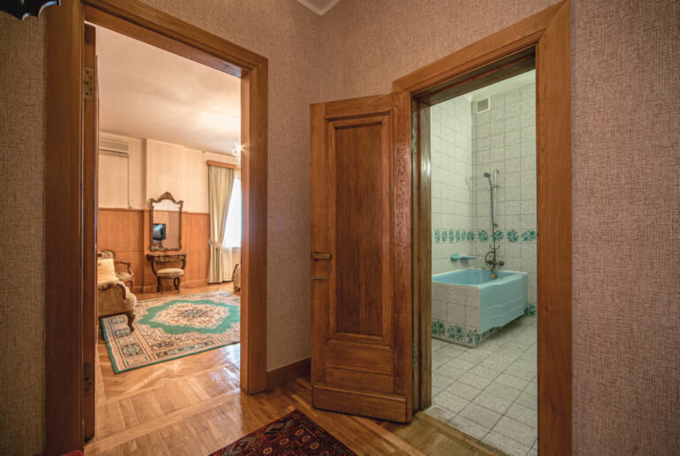 Апартаменты Сюит Президентский 4-местный 3-комнатный (корпус 2)