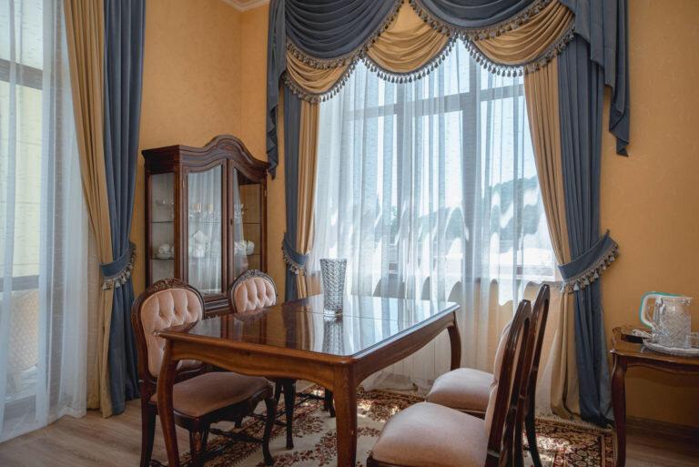 Люкс 2-местный 3-комнатный (корпус 1, вид на море)