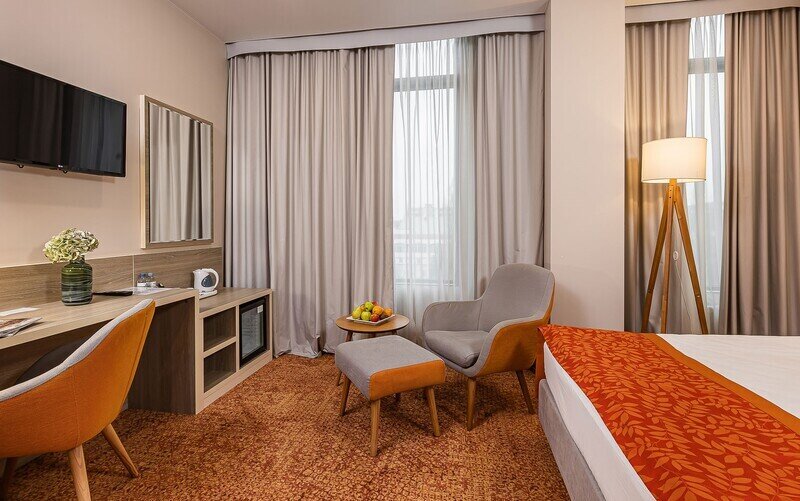 Стандарт 2-местный DBL (вид на город)