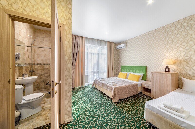 Стандартный 3-местный (с террасой)