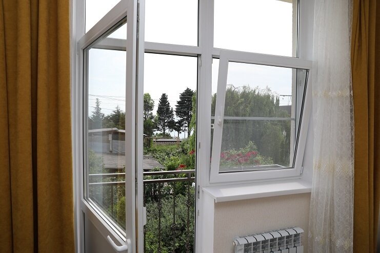 Стандарт 2-местный номер с частичным видом на море