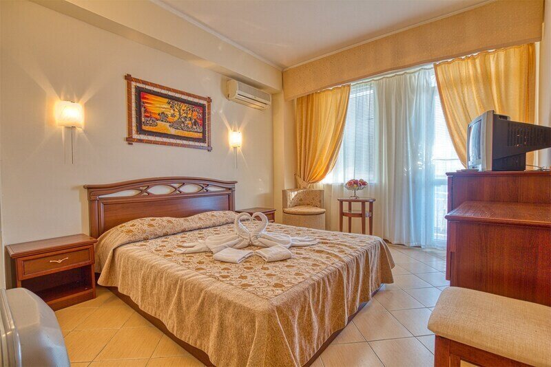 стандартный 2-местный боковой вид на  море (3)