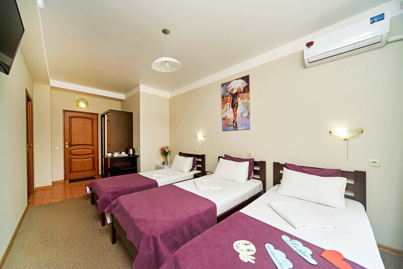 3-местный стандарт с балконом или с террасой, корпус 1,3 (3)