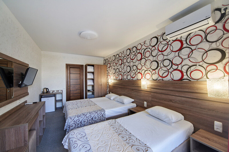 3-местный стандарт с балконом или с террасой, корпус 1,3 (7)