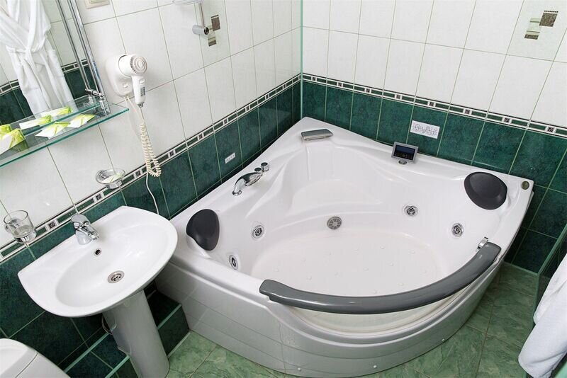 Джуниор Cюит 2-местный 1-комнатный