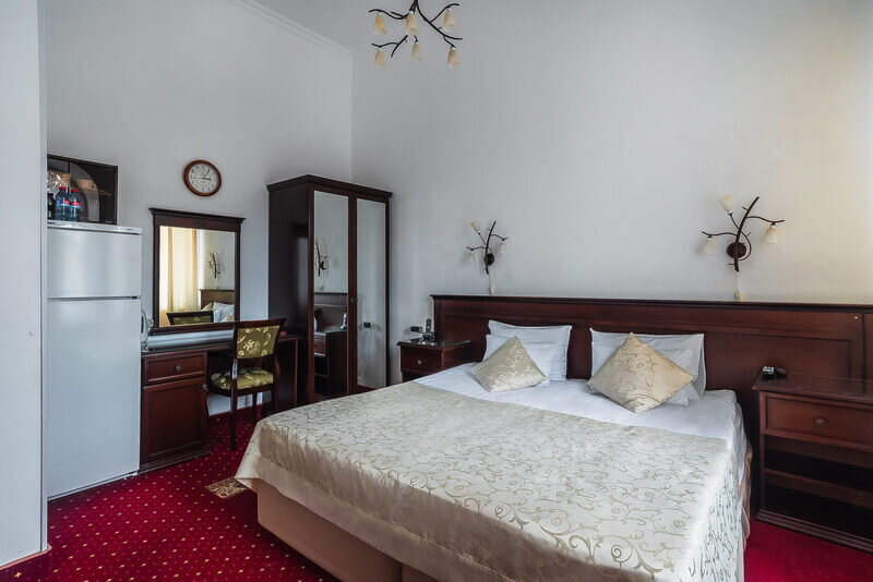 Повышенной комфортности 2-местный (№5 корпус А, Б двуспальная кровать)