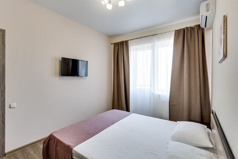 Делюкс 2-местный 2-комнатный (DBL c балконом)