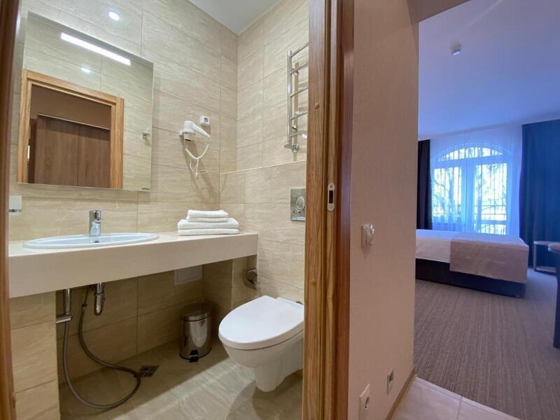 Стандартный 1-местный 1-комнатный (с балконом)