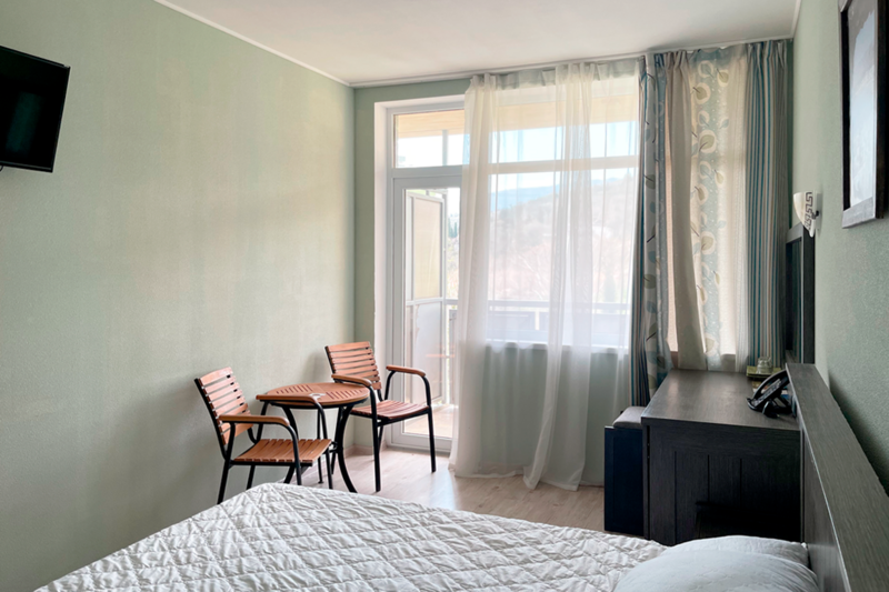 Стандартный 2-местный (с балконом)