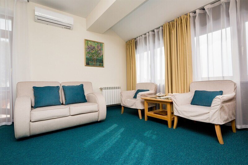 Джуниор Сюит 2-местный 2-комнатный