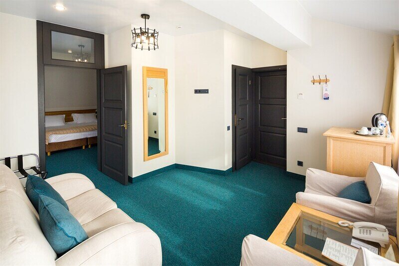 Джуниор Сюит 2-местный 2-комнатный