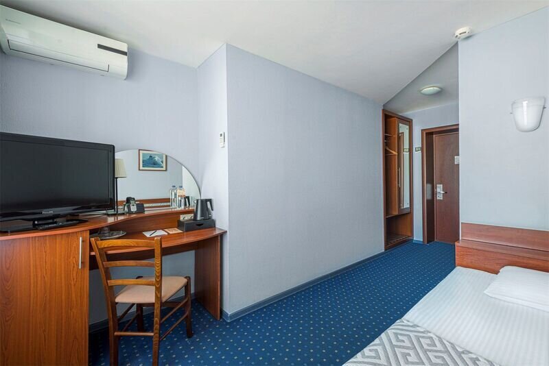 Стандартный 1-местный