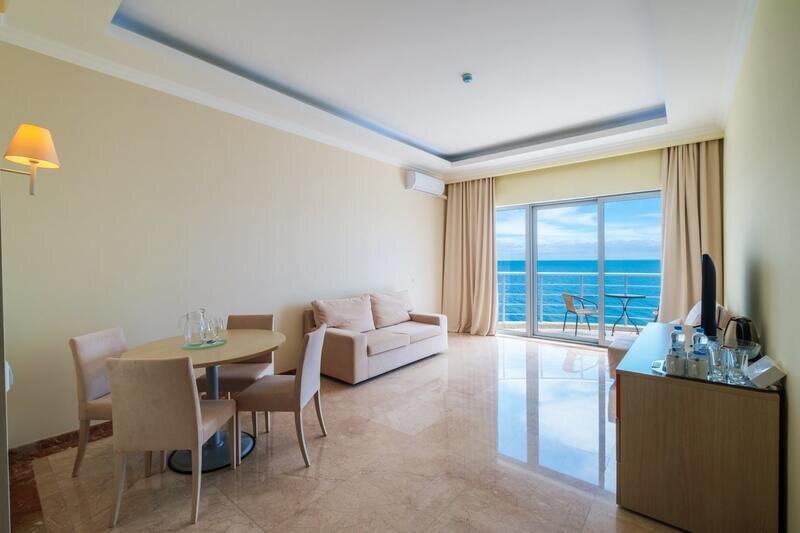 ЛЮКС 2-МЕСТНЫЙ 2-КОМНАТНЫЙ (1)