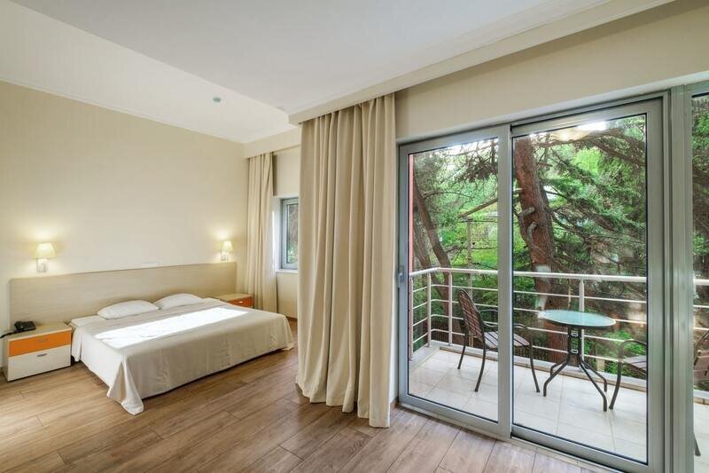 Семейный 2-местный 1-комнатный (3)