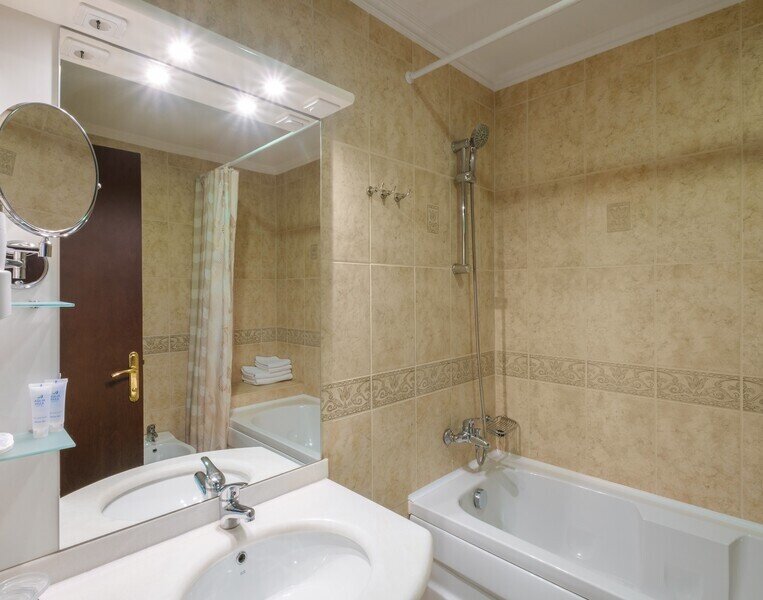 Семейный 2-местный 2-комнатный (отель Морской)