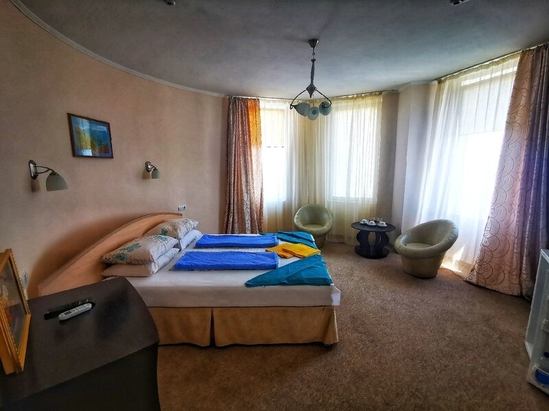 двухкомнатный с видом на море (1)