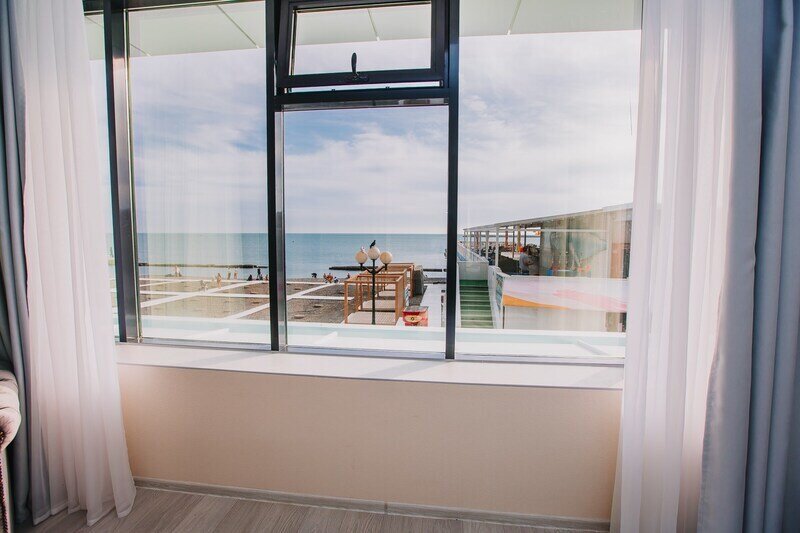 Делюкс 2-местный (частичный вид на море)