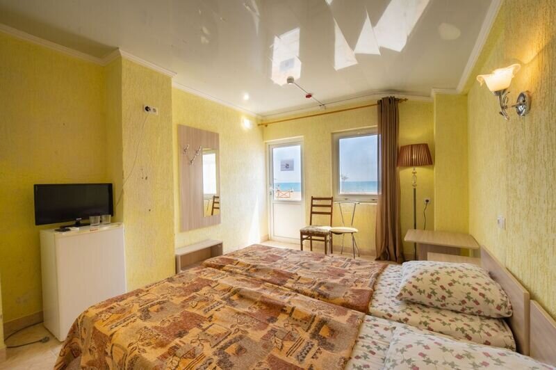 Домик 2-местный каменный (с видом на море)