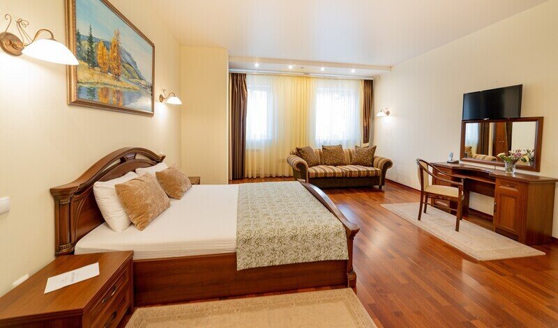 Люкс Коннекшн