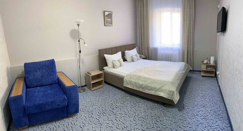 Люкс 4-местный 2-комнатный