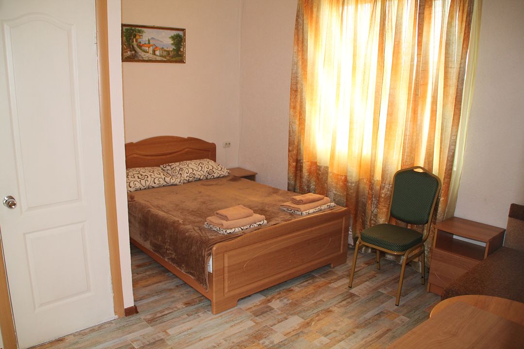 Стандартный плюс 2-местный 1-комнатный (корпус Карина) (4)