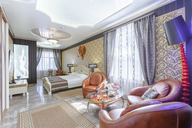 Люкс 2-местный (с сауной Версаче)