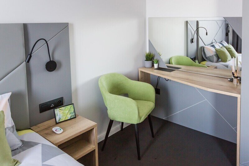 Сюит 2-местный 2-комнатный