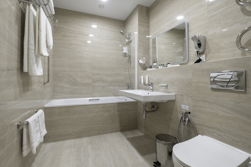 Джуниор сюит