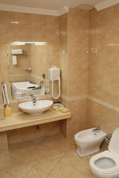 Corner 2-местный