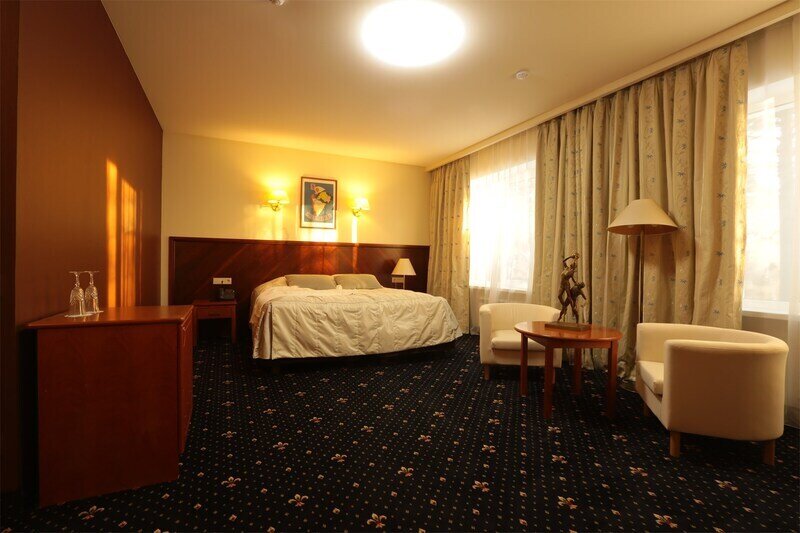 Семейный 22-24