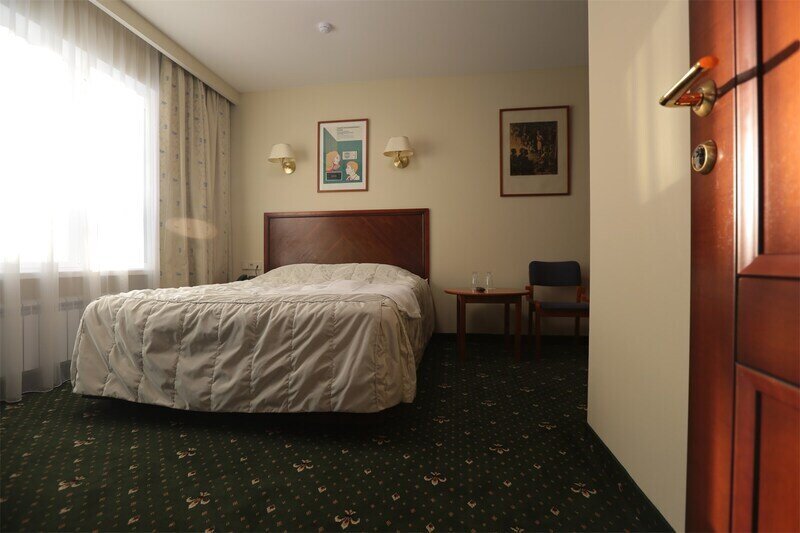 Семейный (23-25)