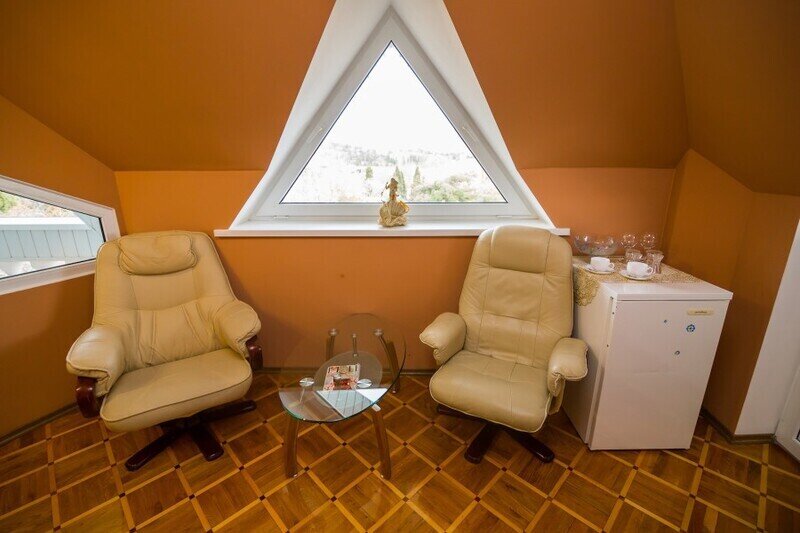 Улучшенный-люкс-с-кроватью-размера-king-size7