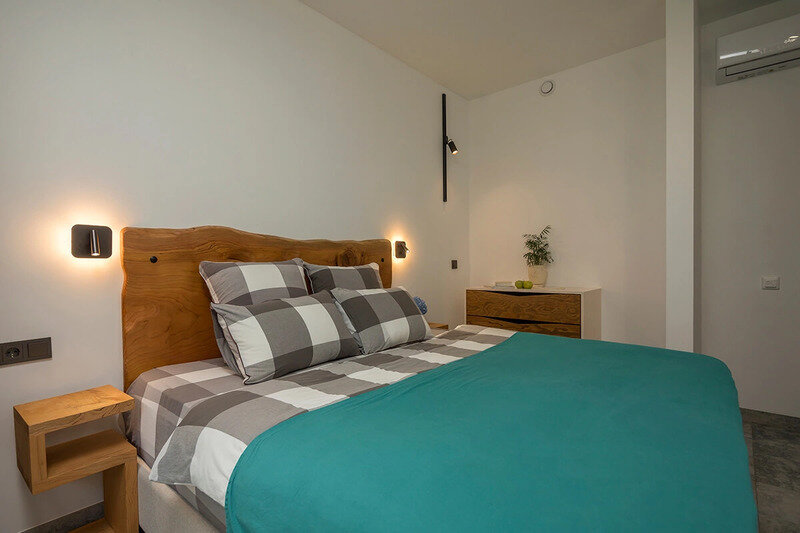 Делюкс 3-местный 2-комнатный (с балконом)