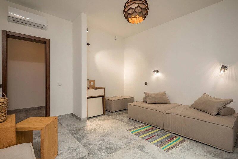 Делюкс 3-местный 2-комнатный (с балконом)