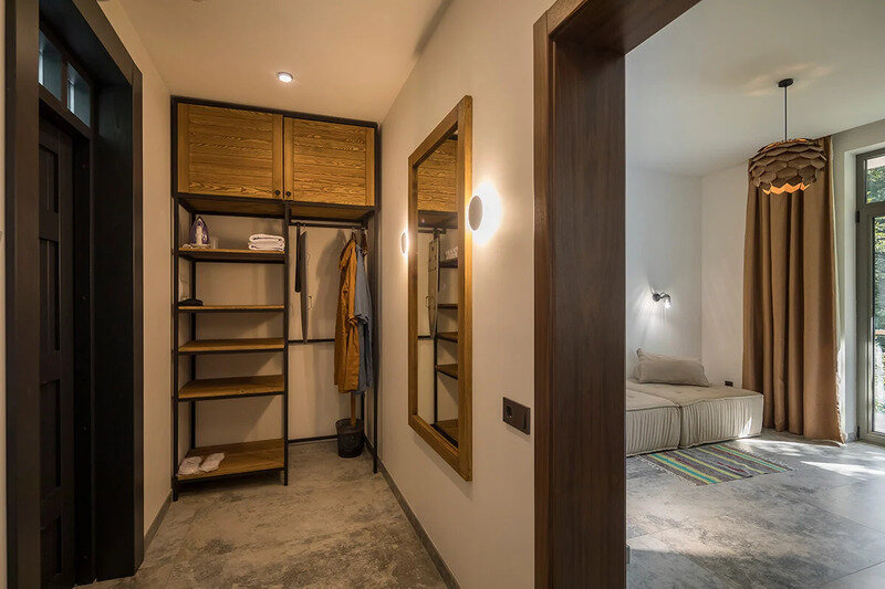 Делюкс 3-местный 2-комнатный (с балконом)