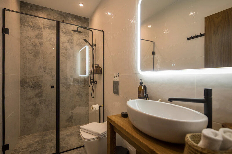 Делюкс 3-местный 2-комнатный (с балконом)