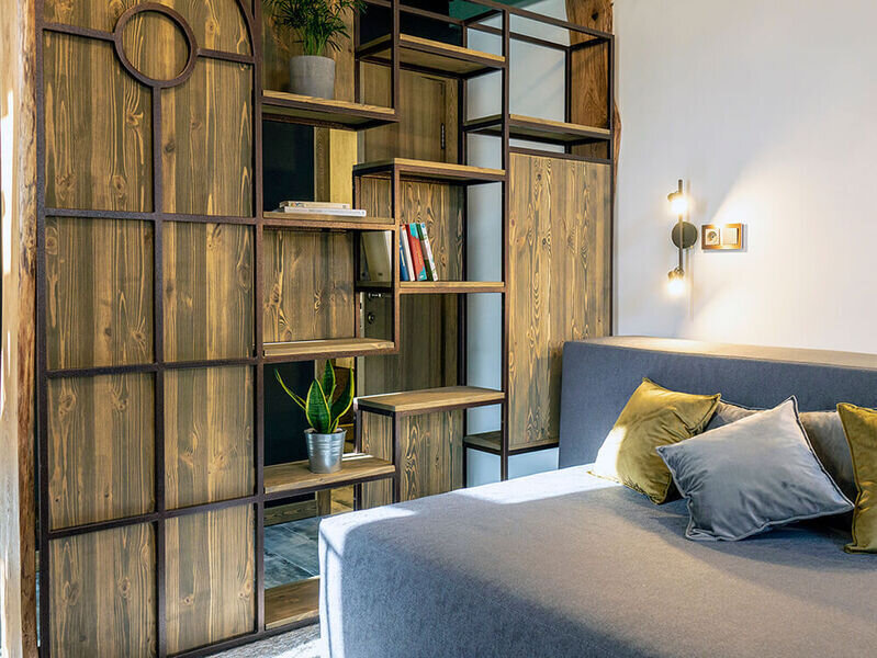 Делюкс 4-местный 2-комнатный (с винтовой лестницей)