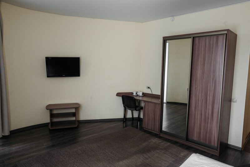 Полулюкс 2-местный (с балконом)