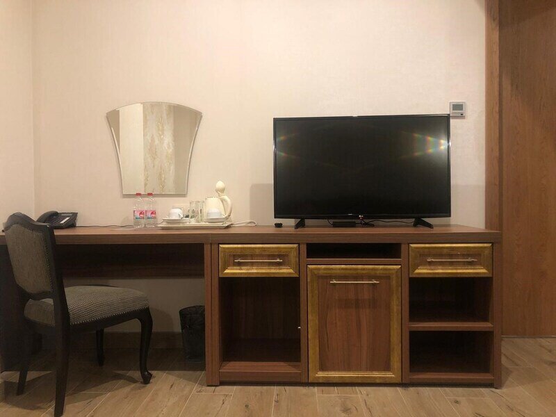 Люкс 2-местный 2-комнатный с джакузи корпус № 1