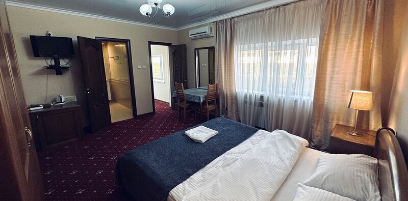 Стандартный 2-местный (DBL с балконом 404)