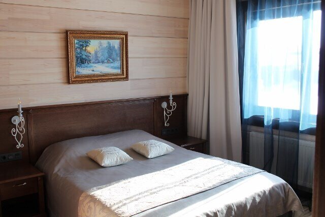 Коттедж 4-местный (Морозные Узоры)