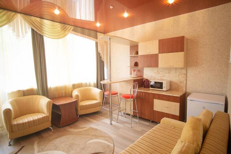 Люкс 1-местный 2-комнатный (Улучшенный)