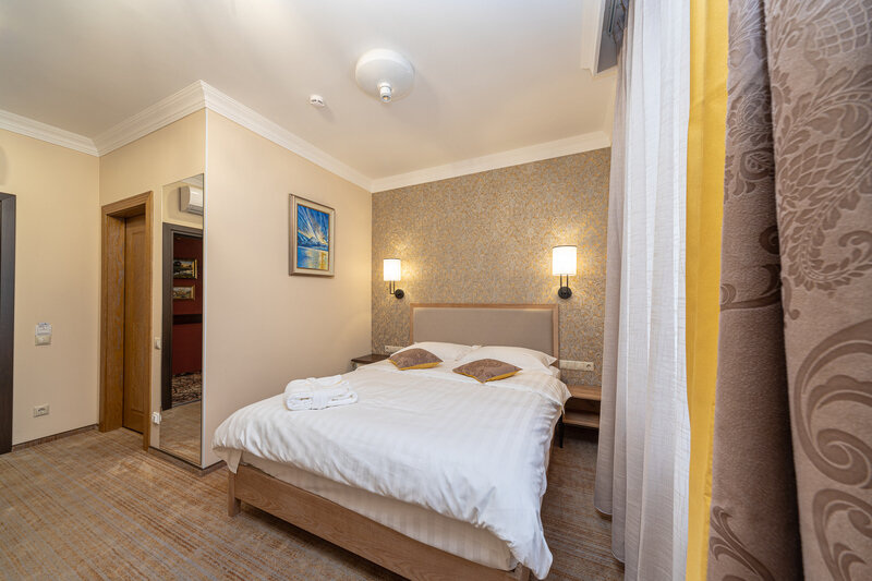 d1e10e2c-94f7-4295-991c-8c24e5647cbb