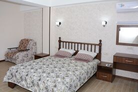 Апартаменты №3 с 1 спальней и кухней, Апарт-отель Solar, Лазаревское