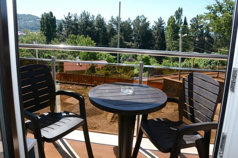 Апартаменты 4-местные (№5 с 1 спальней и балконом)