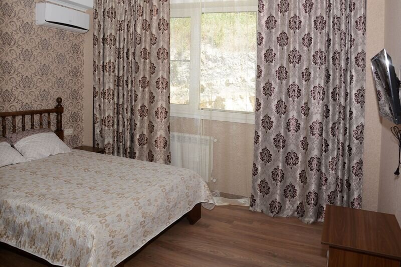 Апартаменты 4-местные (№6 с 1 спальней и балконом)