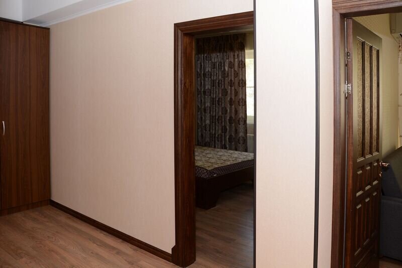 Апартаменты 4-местные (№6 с 1 спальней и балконом)