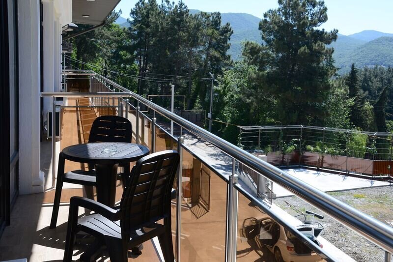 Апартаменты  4-местные Плюс (№7 с 1 спальней и балконом )