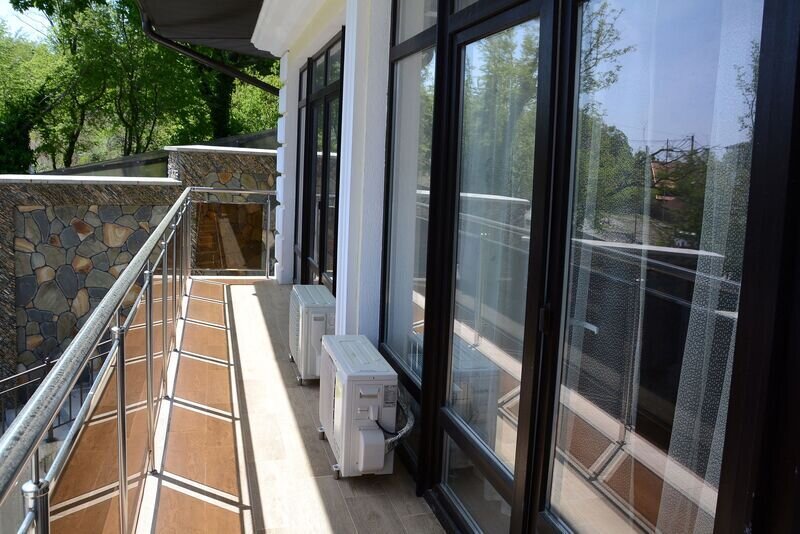 Апартаменты  4-местные Плюс (№7 с 1 спальней и балконом )