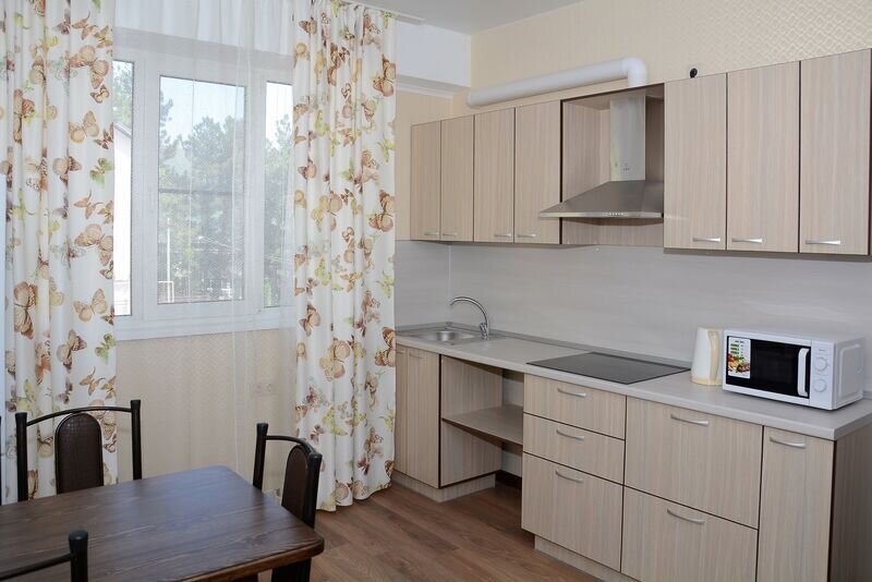 Апартаменты 4-местные Плюс (№9 с 1 спальней и балконом)